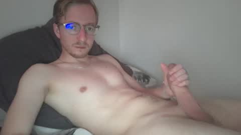 Snapshot of amekatt chatting on 02/01/25, 04:22 Amekatt online show from 02/01/25, 04:22