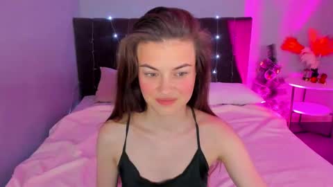 Ameli Lorans online show from 01/04/25, 03:18