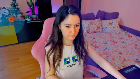 Snapshot of ameli_moon chatting on 05/02/26, 01:16 Eileen online show from 05/02/26, 01:16