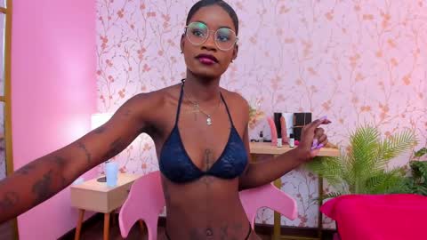 Amelia Adams online show from 03/10/25, 10:13