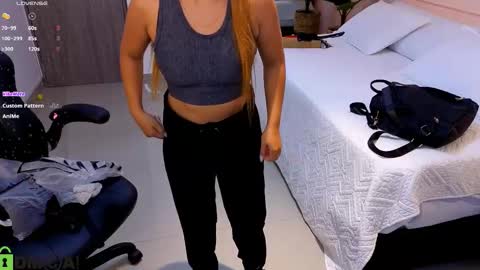 AMELIA online show from 11/07/25, 11:32