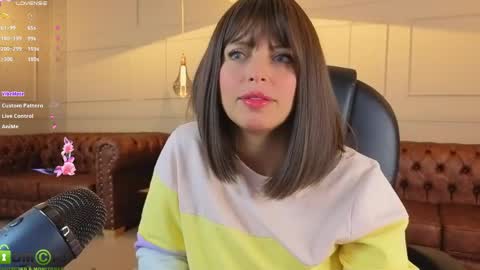 AMELIA online show from 04/17/26, 12:08