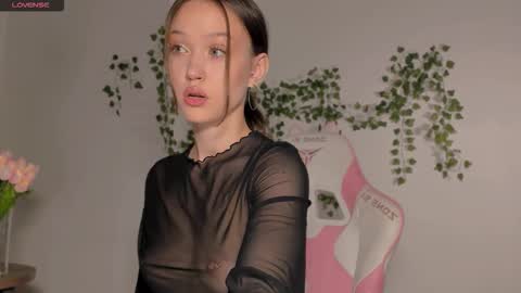 Your Amelia online show from 09/17/25, 12:45