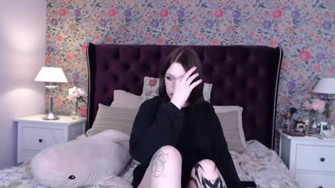 Amelia online show from 12/10/24, 08:16