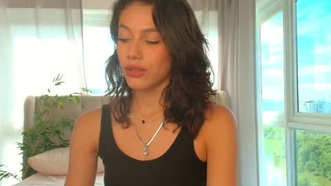 amelia_mee online show from 04/07/26, 12:05