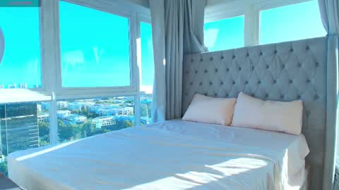 amelia_mee online show from 04/14/26, 07:20