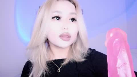 Amelia online show from 12/04/24, 05:05