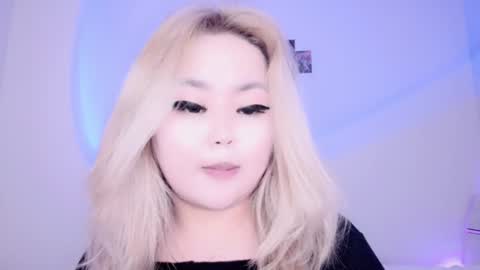 Amelia online show from 12/04/24, 08:12