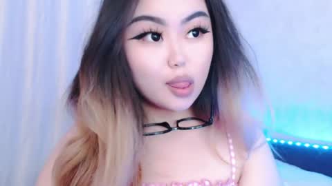 Amelia online show from 06/10/26, 05:23
