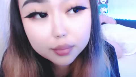 Amelia online show from 06/19/26, 05:17
