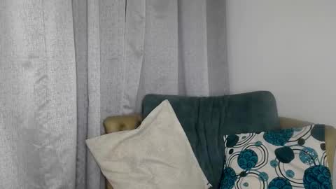 Snapshot of ameliacastro chatting on 10/31/25, 08:26 Amalia Castro online show from 10/31/25, 08:26