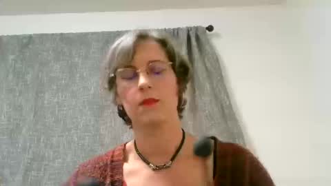 Ameliaishka online show from 10/11/25, 02:11
