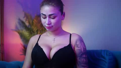 Snapshot of ameliajupiter chatting on 11/10/25, 08:52 Amelia online show from 11/10/25, 08:52