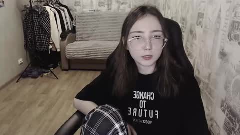 Snapshot of ameliakamishiro chatting on 12/10/24, 03:44 Amelia online show from 12/10/24, 03:44