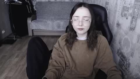 Snapshot of ameliakamishiro chatting on 01/19/25, 08:07 Amelia online show from 01/19/25, 08:07