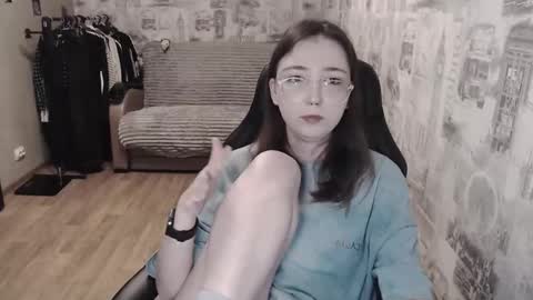 Snapshot of ameliakamishiro chatting on 03/02/25, 04:10 Amelia online show from 03/02/25, 04:10