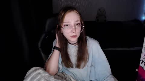 Snapshot of ameliakamishiro chatting on 09/28/25, 08:36 Amelia online show from 09/28/25, 08:36