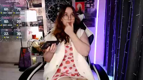 Amelia online show from 03/18/26, 12:30