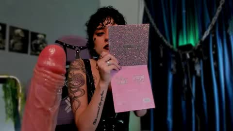 Amelianaughty  online show from 05/01/26, 03:27
