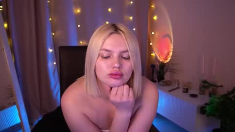  Amelia  online show from 02/03/26, 03:59