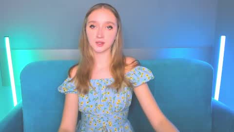 Snapshot of ameliawise chatting on 12/19/24, 10:56 ameliawise online show from 12/19/24, 10:56