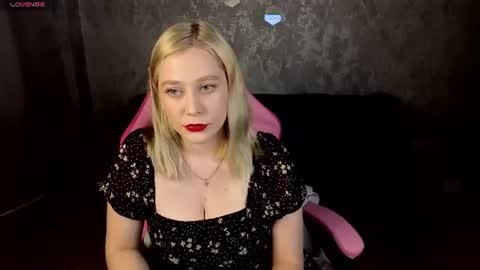 Snapshot of ameliaxcandy chatting on 07/08/26, 09:25 Amelia online show from 07/08/26, 09:25