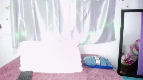 amelie brown online show from 01/11/25, 10:40