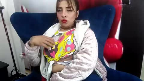 amelie brown online show from 01/17/25, 05:00