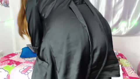 amelie brown online show from 02/09/25, 07:38