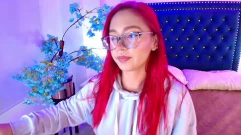 Snapshot of amelie_adamsx chatting on 05/11/26, 11:27 Amelie online show from 05/11/26, 11:27
