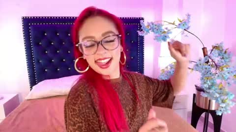 Snapshot of amelie_adamsx chatting on 05/29/26, 11:30 Amelie online show from 05/29/26, 11:30