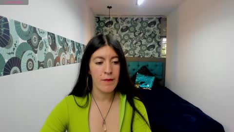 A M E L I E online show from 01/18/25, 03:16