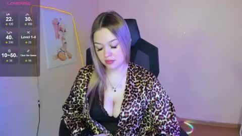 Amelie online show from 05/23/26, 04:11