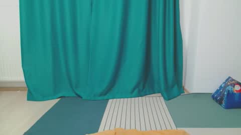 Snapshot of ameliesander chatting on 02/05/26, 11:42 ameliesander online show from 02/05/26, 11:42