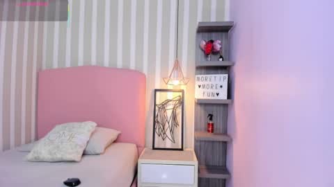 Victoria online show from 09/25/25, 07:39