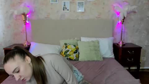 Snapshot of ameligoldy chatting on 11/26/25, 09:21 Ameli online show from 11/26/25, 09:21