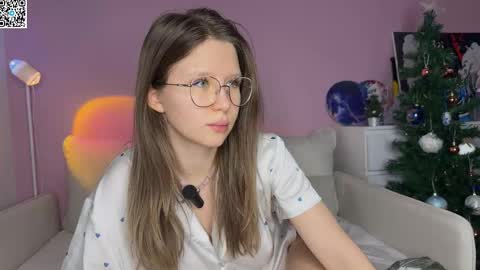 Snapshot of ameliia_castro chatting on 12/21/25, 07:15 Ameliia castro online show from 12/21/25, 07:15