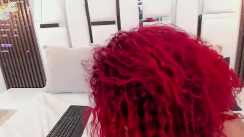 ameliia_jones_ online show from 05/14/26, 03:02