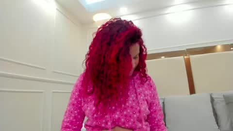 ameliia_jones_ online show from 05/15/26, 03:02