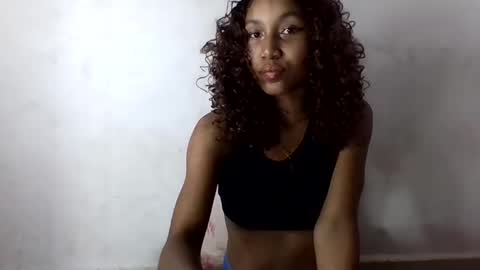 amelisy20005 online show from 04/25/26, 08:50