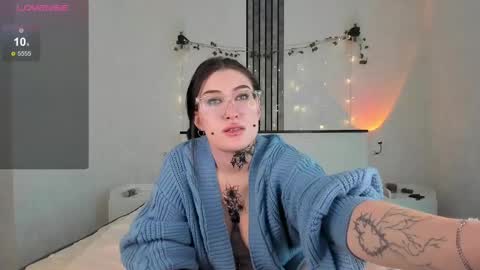 Aylin  online show from 02/28/25, 07:58