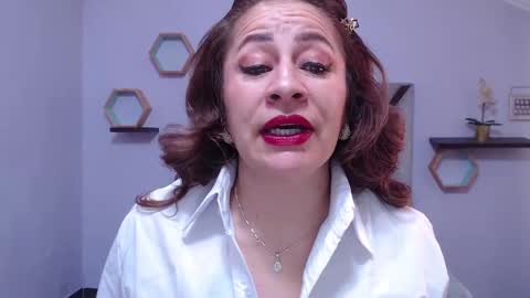 Amell Thomson online show from 09/09/25, 11:32