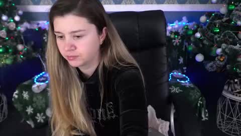 amellymillyy online show from 01/12/26, 01:38