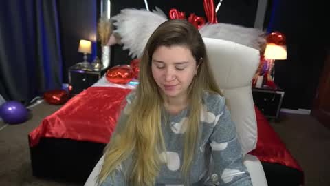 amellymillyy online show from 02/11/26, 06:51