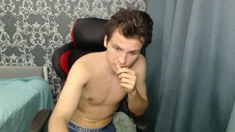 Snapshot of ameson1337 chatting on 01/10/26, 05:42 Jesse online show from 01/10/26, 05:42