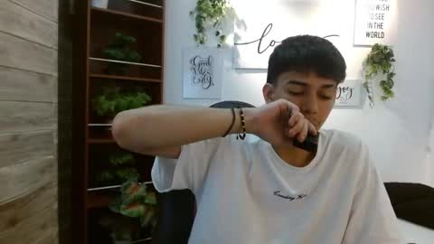 amethystshadow online show from 04/22/26, 04:04