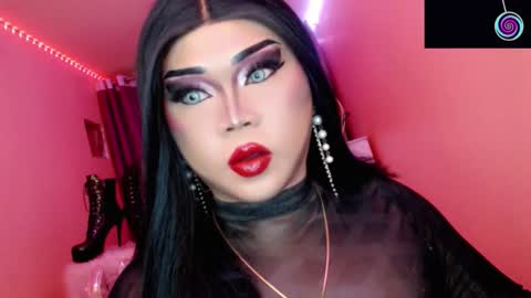 Queen Mireska online show from 11/07/25, 02:50