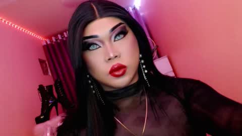 Queen Mireska online show from 11/10/25, 03:00