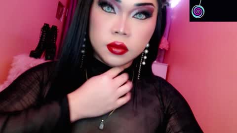 Queen Mireska online show from 11/27/25, 03:47