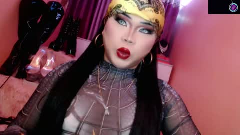 Queen Mireska online show from 04/23/26, 05:04